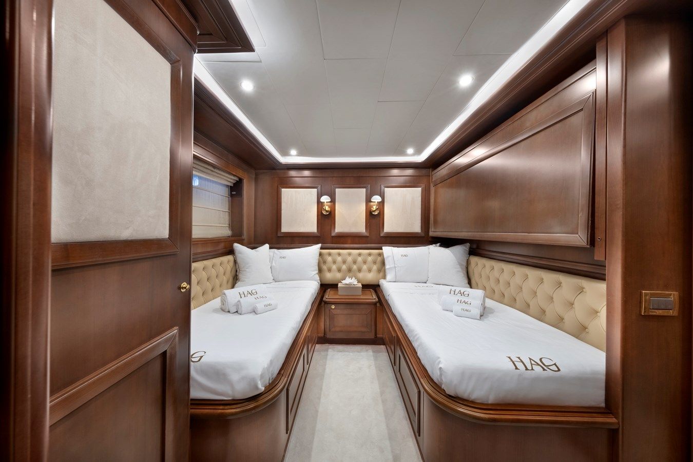 the best price on HAG 2007