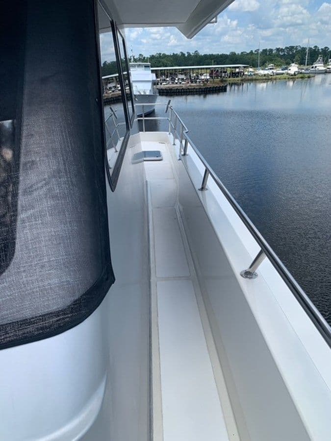 Buy a yacht The Cat From the Hat - WENDON MANUFACTURING