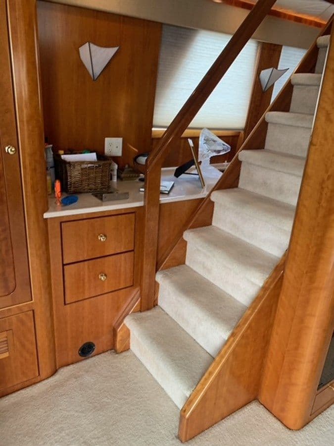 The Cat From the Hat 605