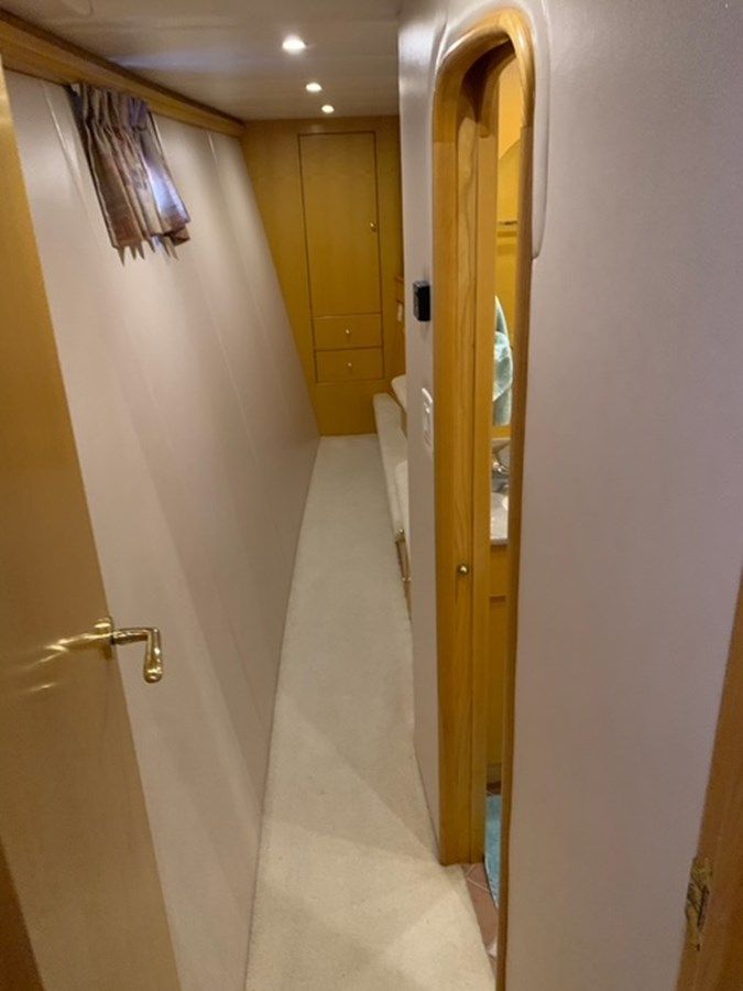 The Cat From the Hat - WENDON MANUFACTURING