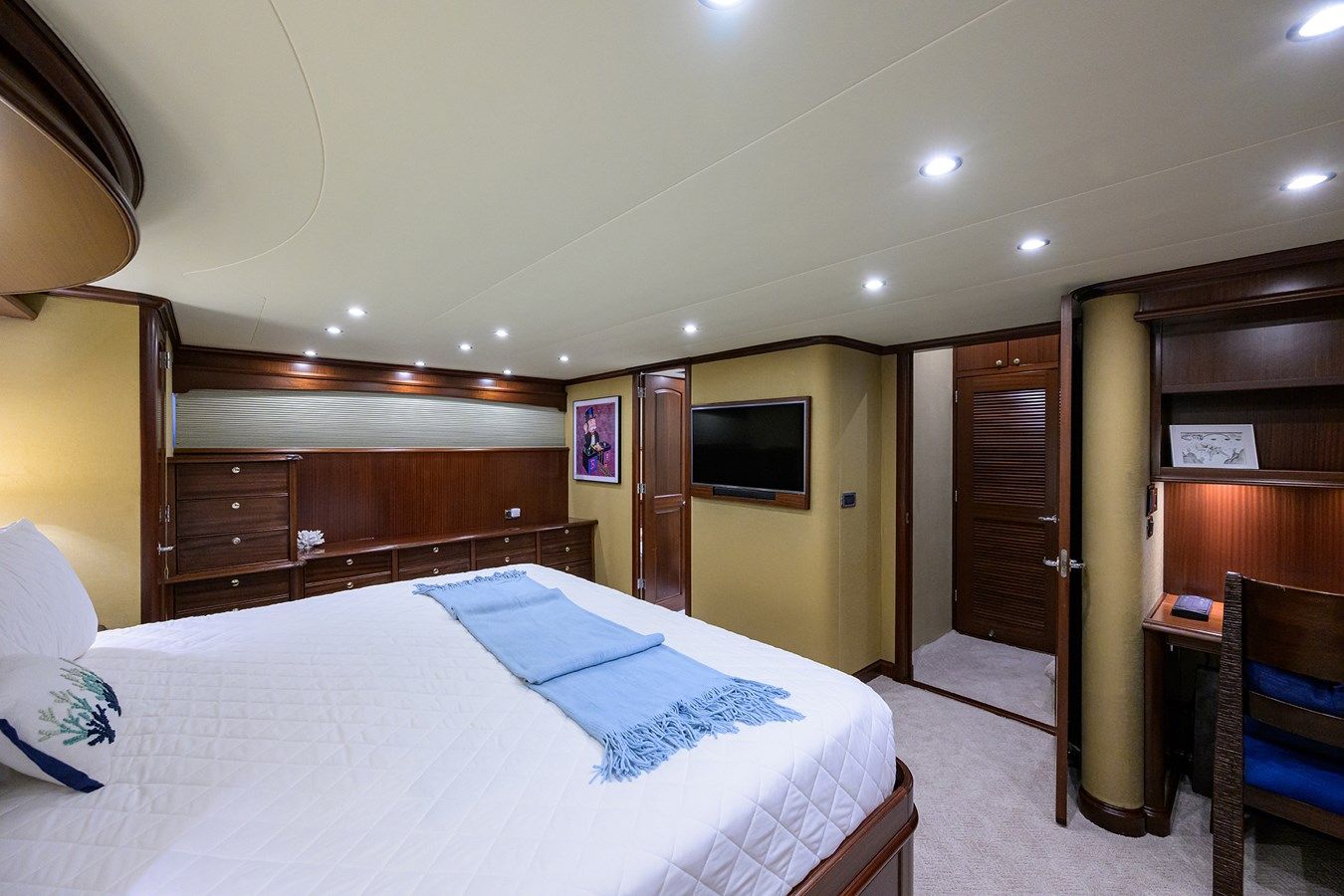 best yacht sales deals Jule - PACIFIC MARINER