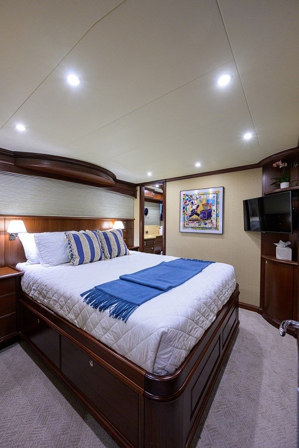 Buy a Jule - PACIFIC MARINER at Shestakov Yacht Sales