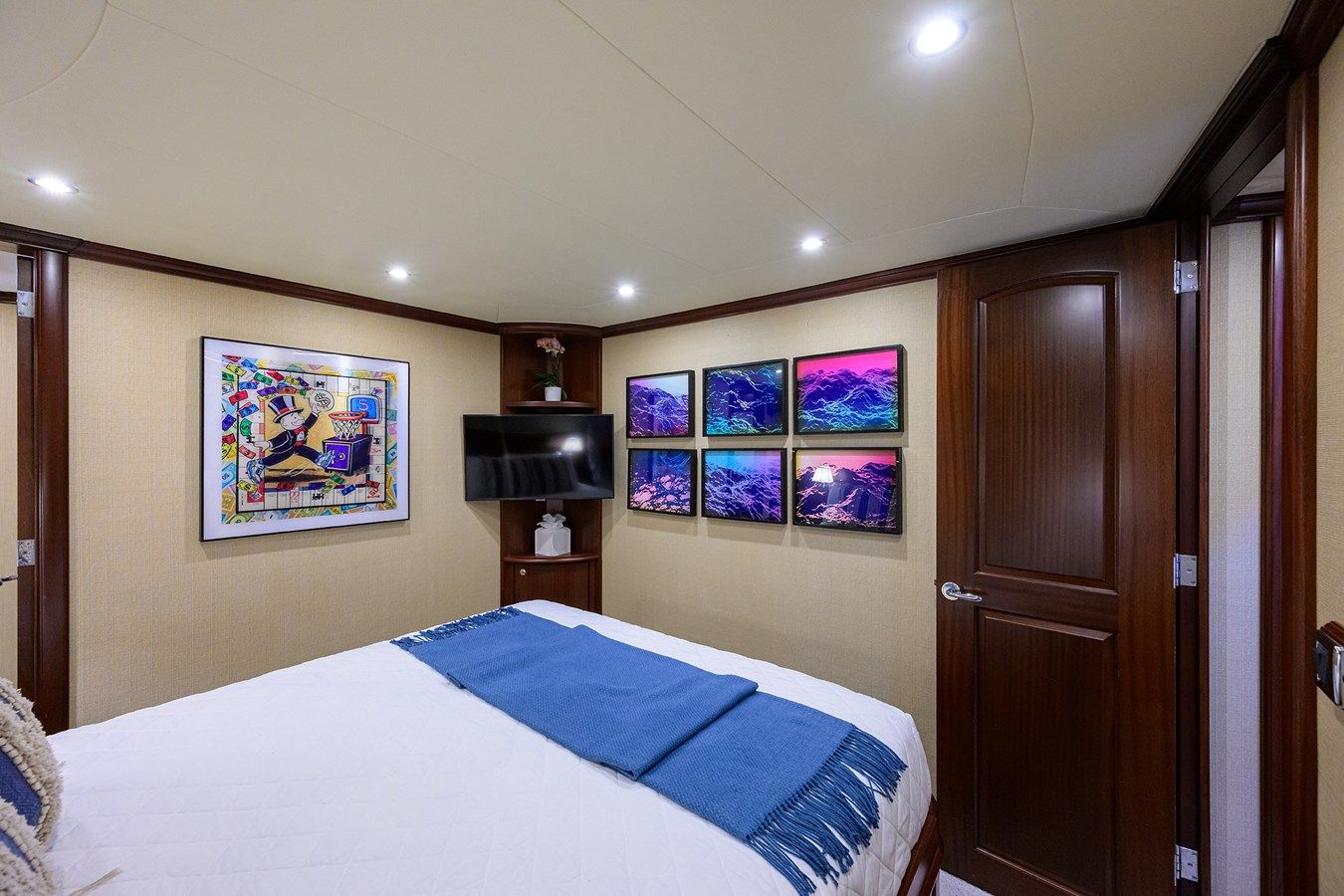 the best price on Jule 2005