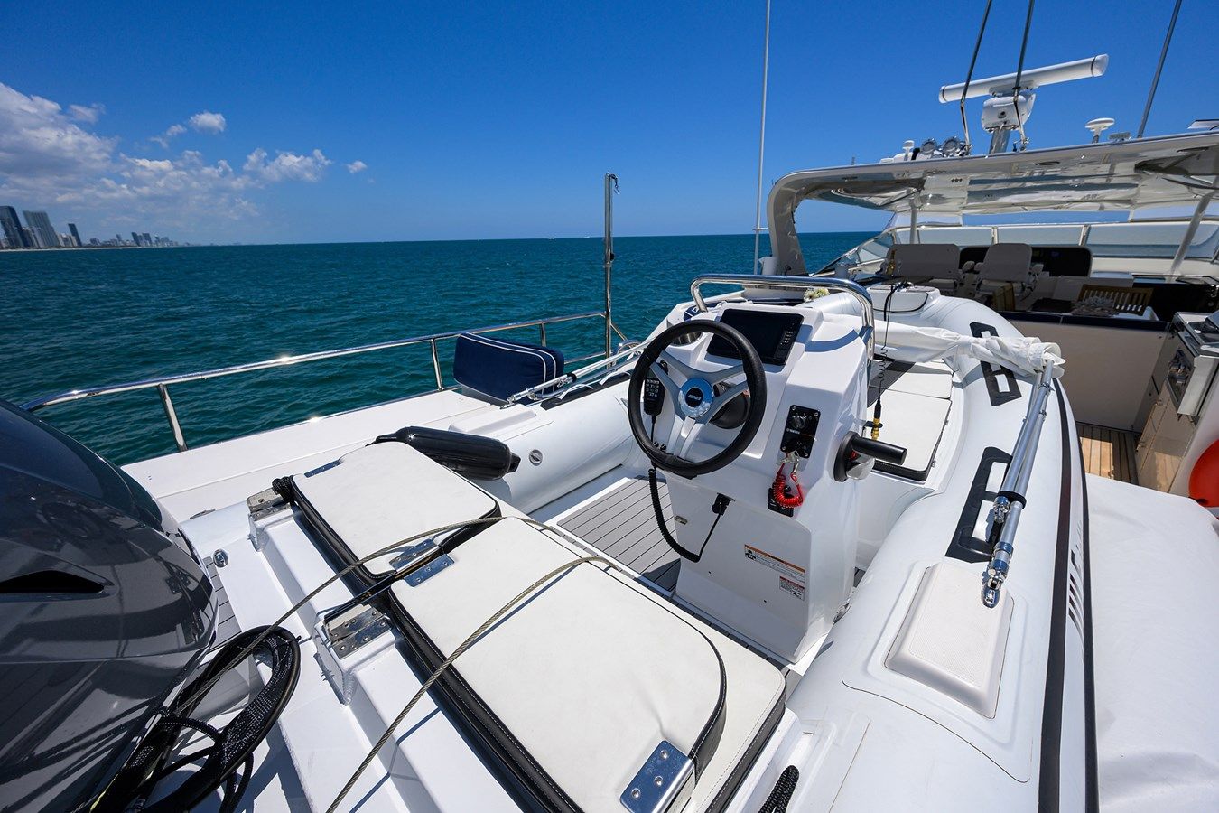 Jule - PACIFIC MARINER