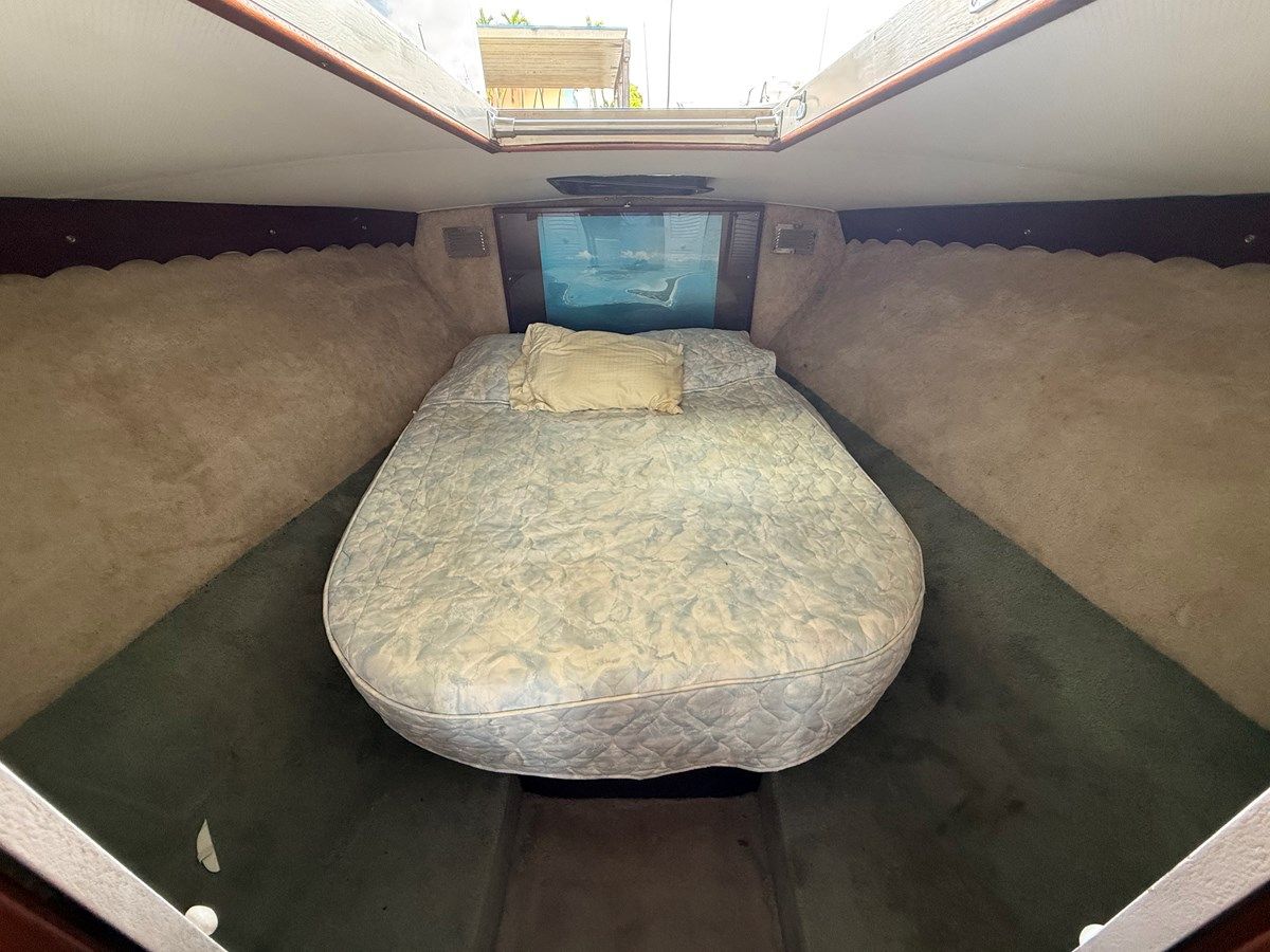 best yacht sales deals Caribbean Express 42