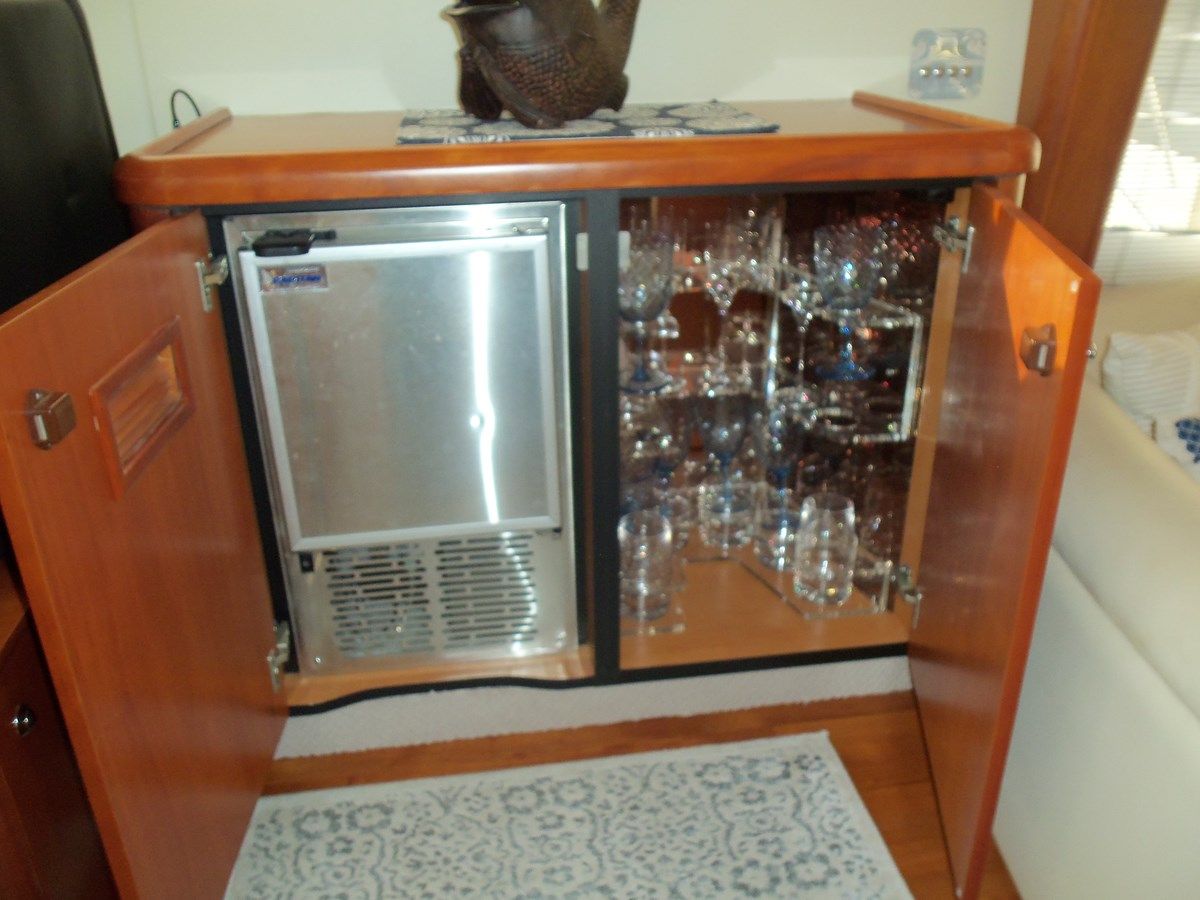 Стоимость яхты YOUNG GIRL Manhattan