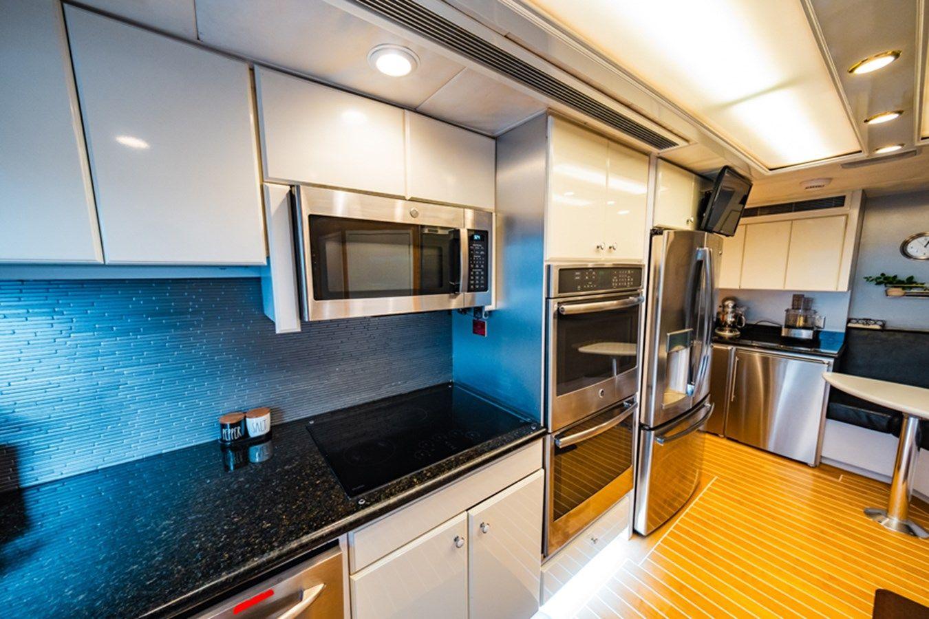 Buy a yacht LONE STAR - Hatteras