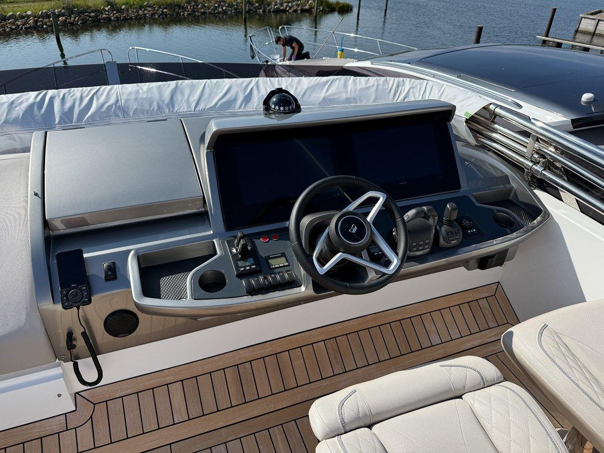 Buy a PRINCESS F50 (F50199) - PRINCESS at Shestakov Yacht Sales