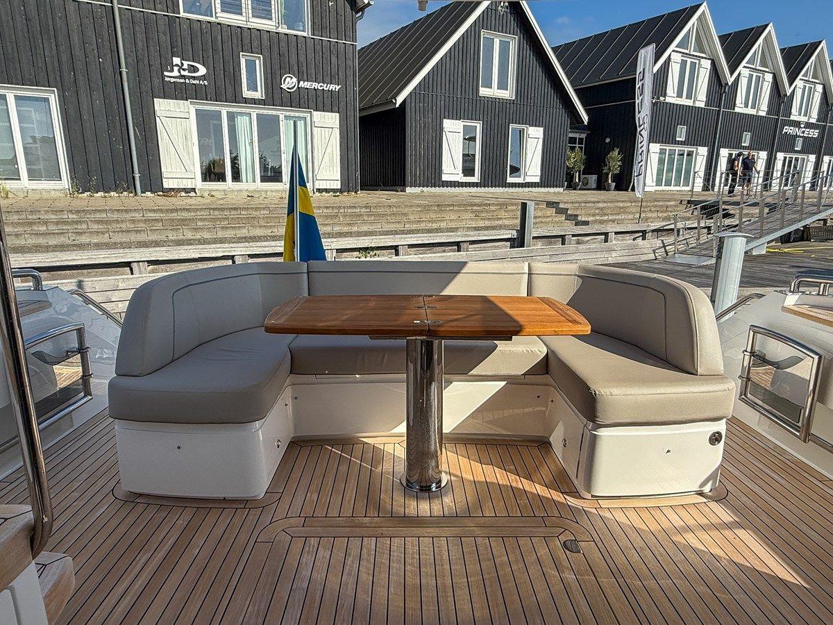 Buy a PRINCESS F50 (F50199) at Shestakov Yacht Sales