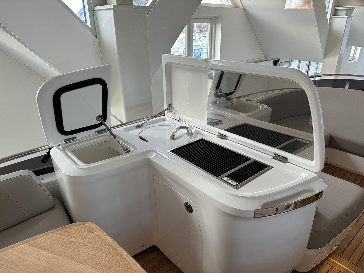 best yacht sales deals PRINCESS F45 (F45110) - PRINCESS