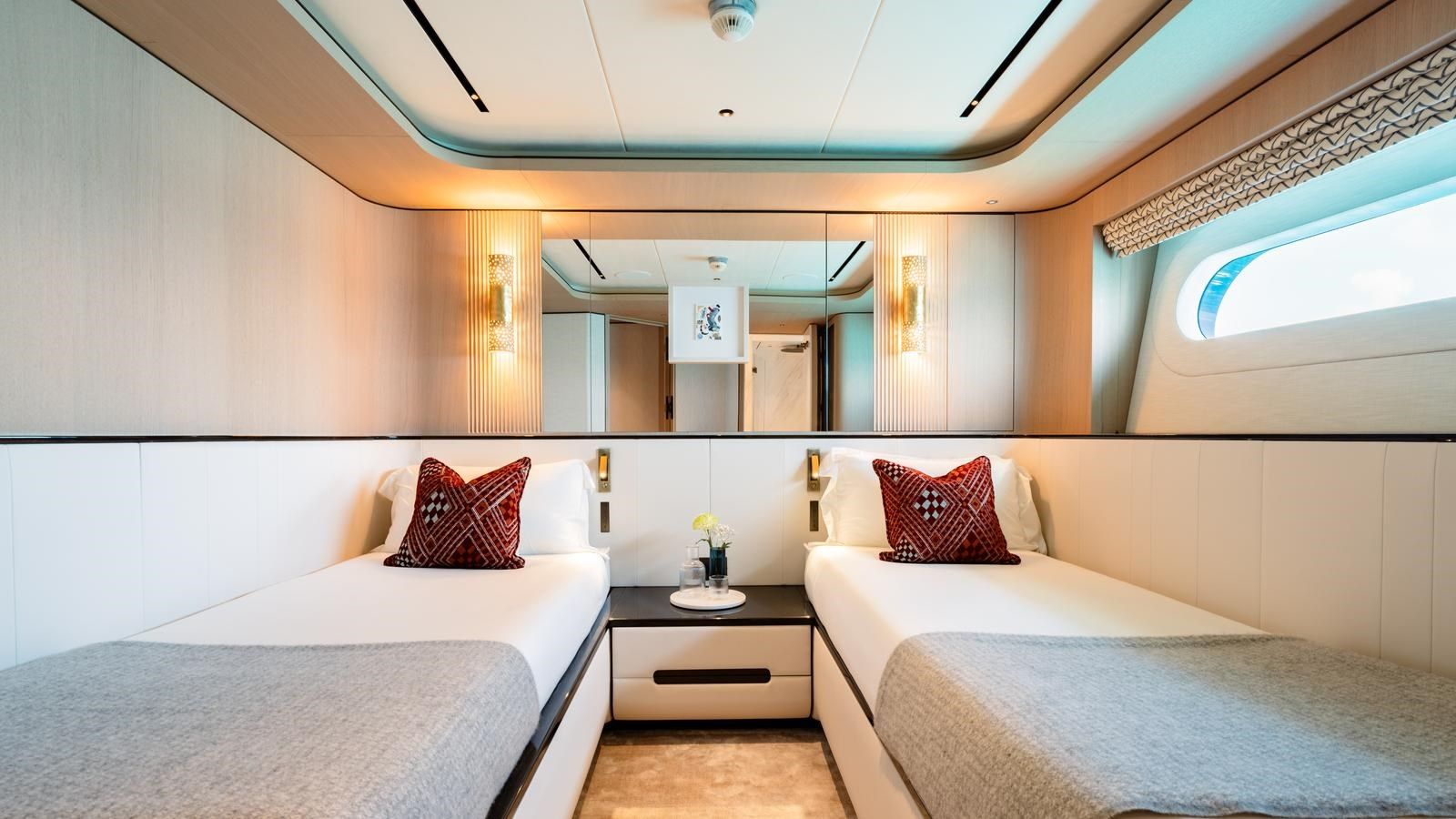 Buy a yacht MIDNIGHT SAGA - Moonen