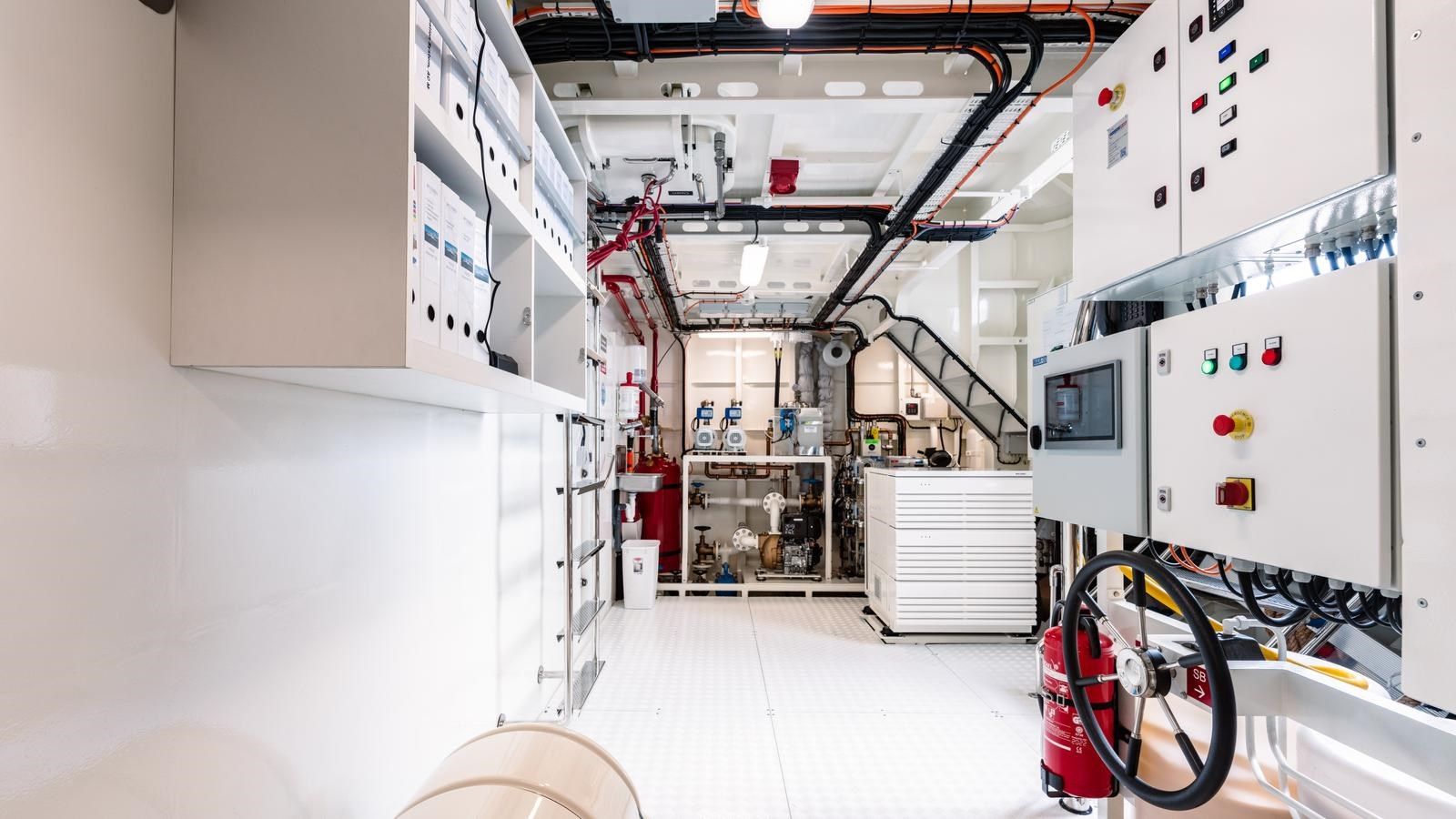 MIDNIGHT SAGA yacht sale