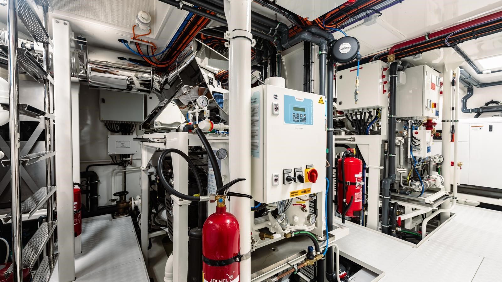 best yacht sales deals MIDNIGHT SAGA 2023