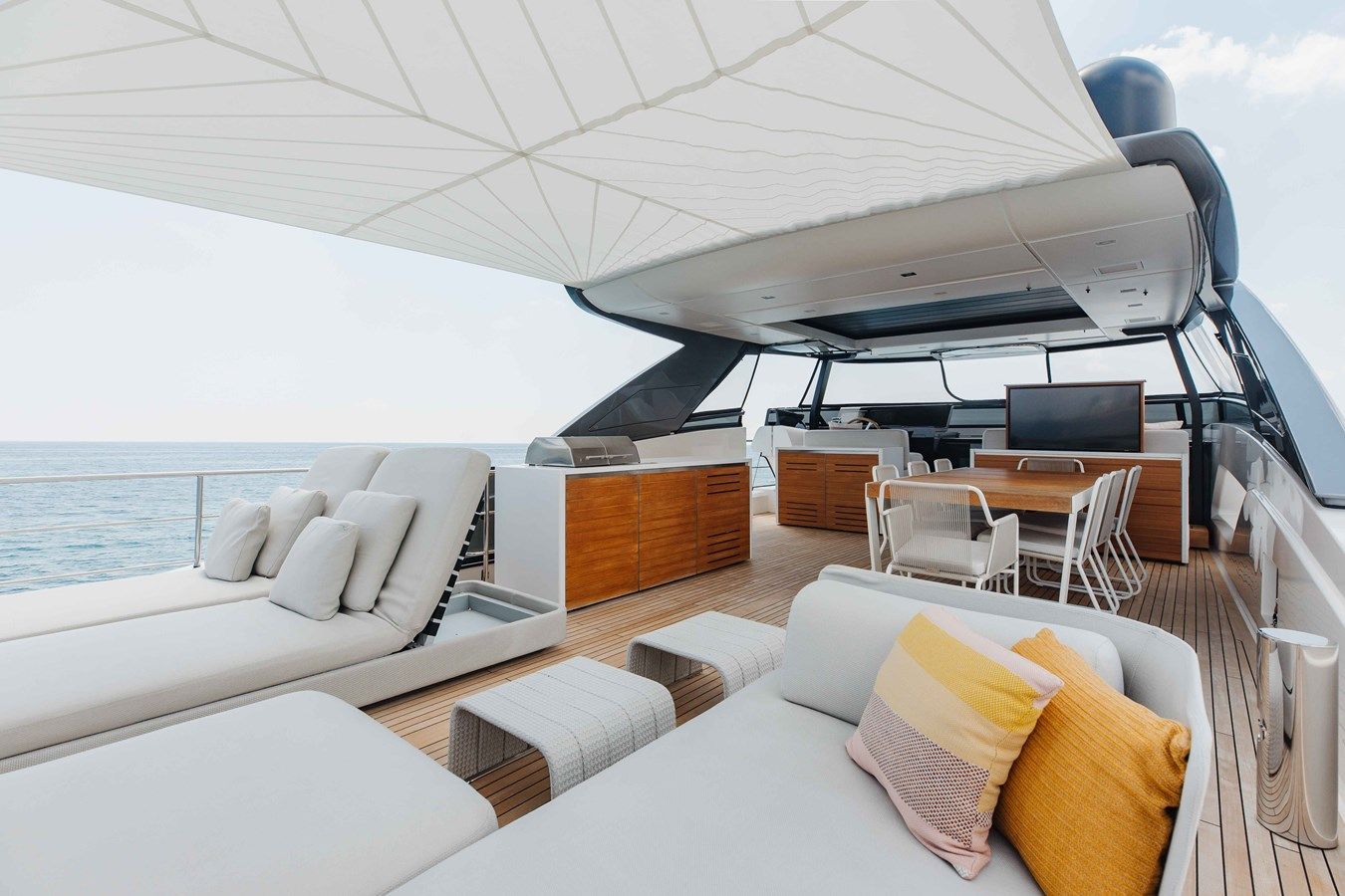 best yacht sales deals CHAMELEON - Sanlorenzo