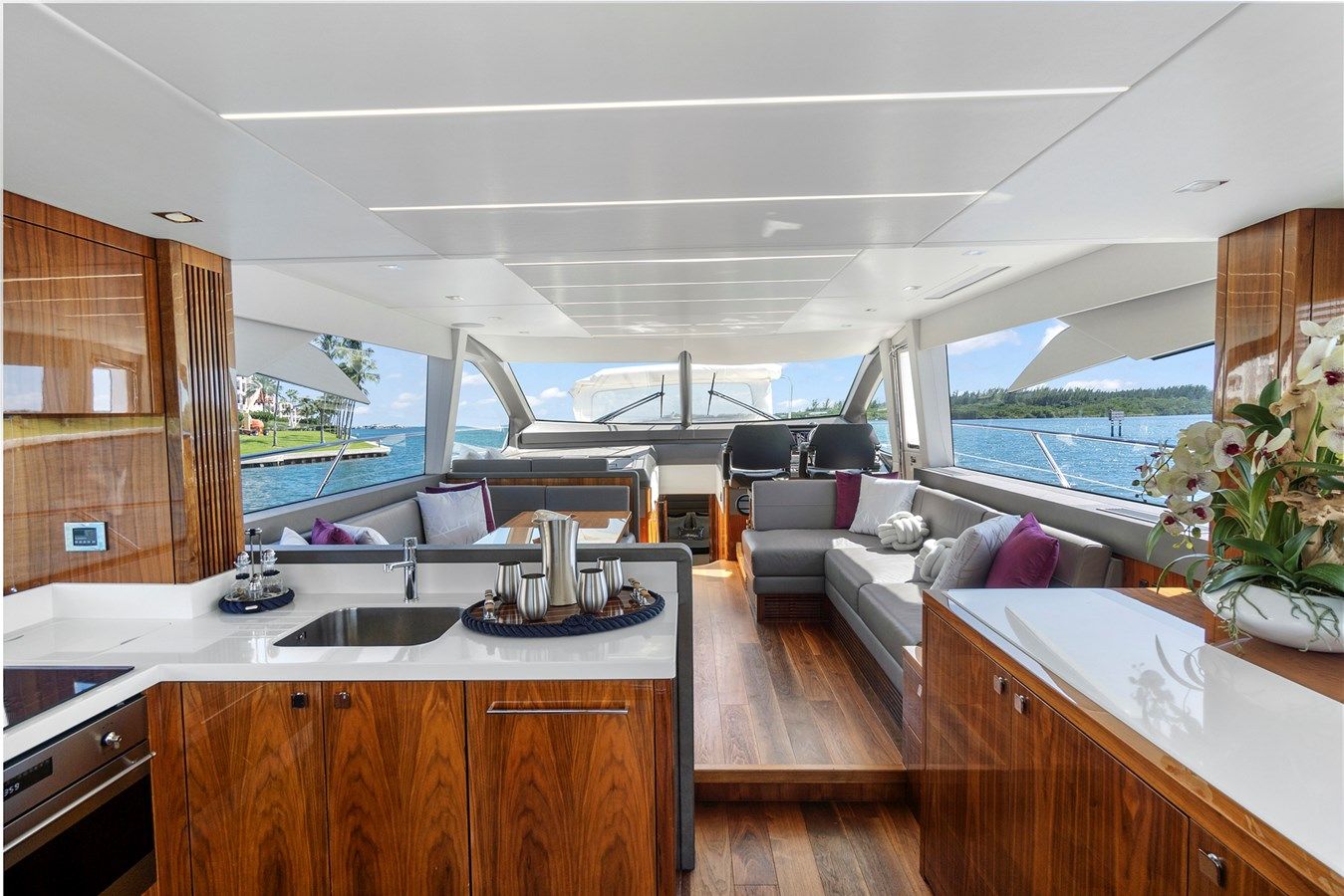 Exit - Sunseeker yacht sale