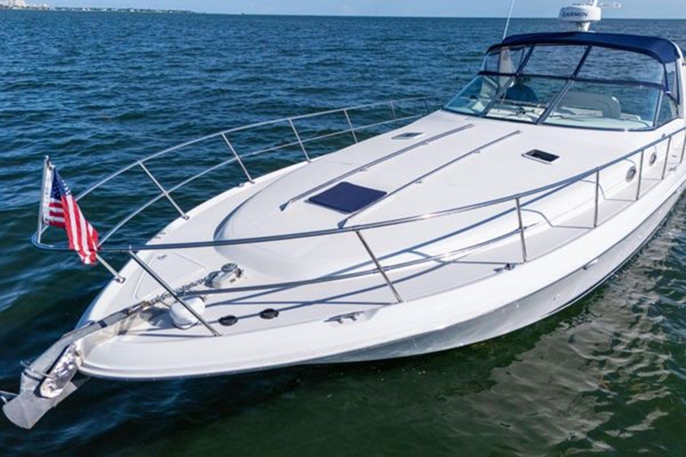 Buy a Sea Ray 400 Sundancer - SEA RAY at Shestakov Yacht Sales