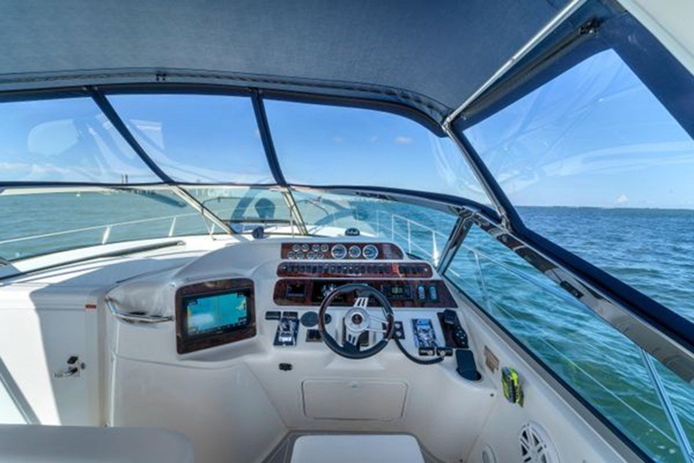 the best price on Sea Ray 400 Sundancer - SEA RAY