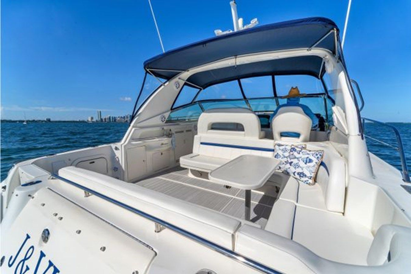 Sea Ray 400 Sundancer 41
