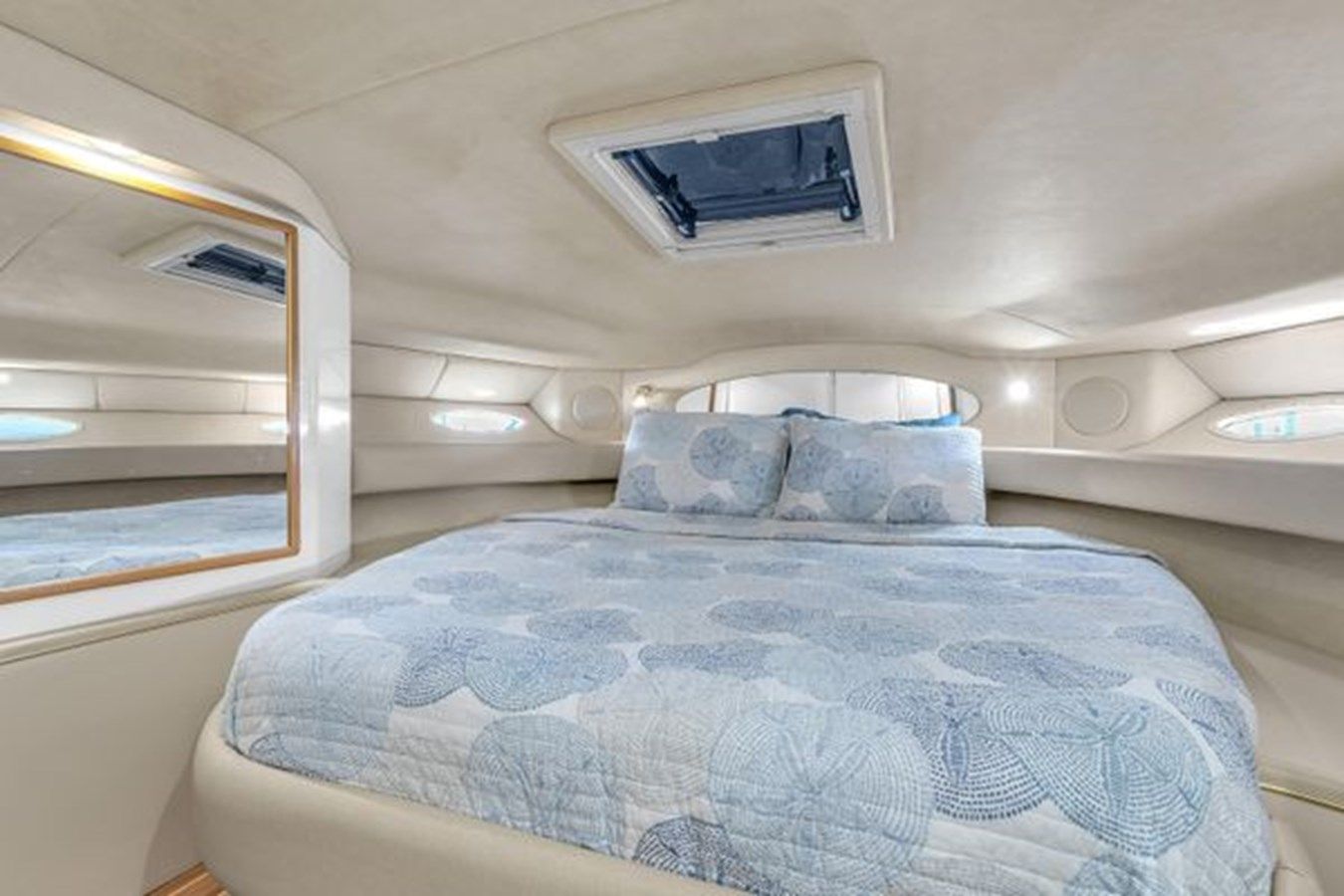 the best price on Sea Ray 400 Sundancer