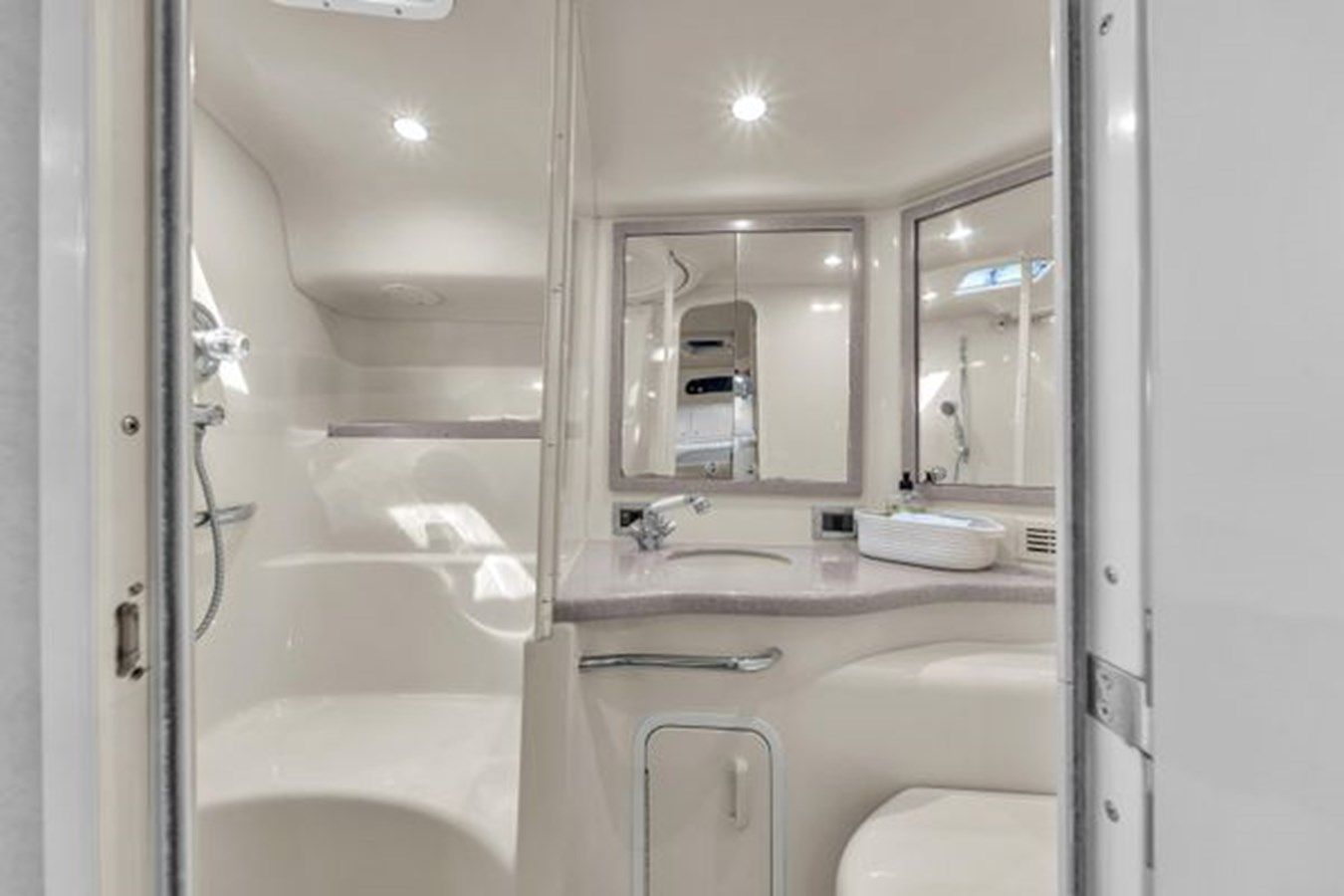 Sea Ray 400 Sundancer 41 yacht sale