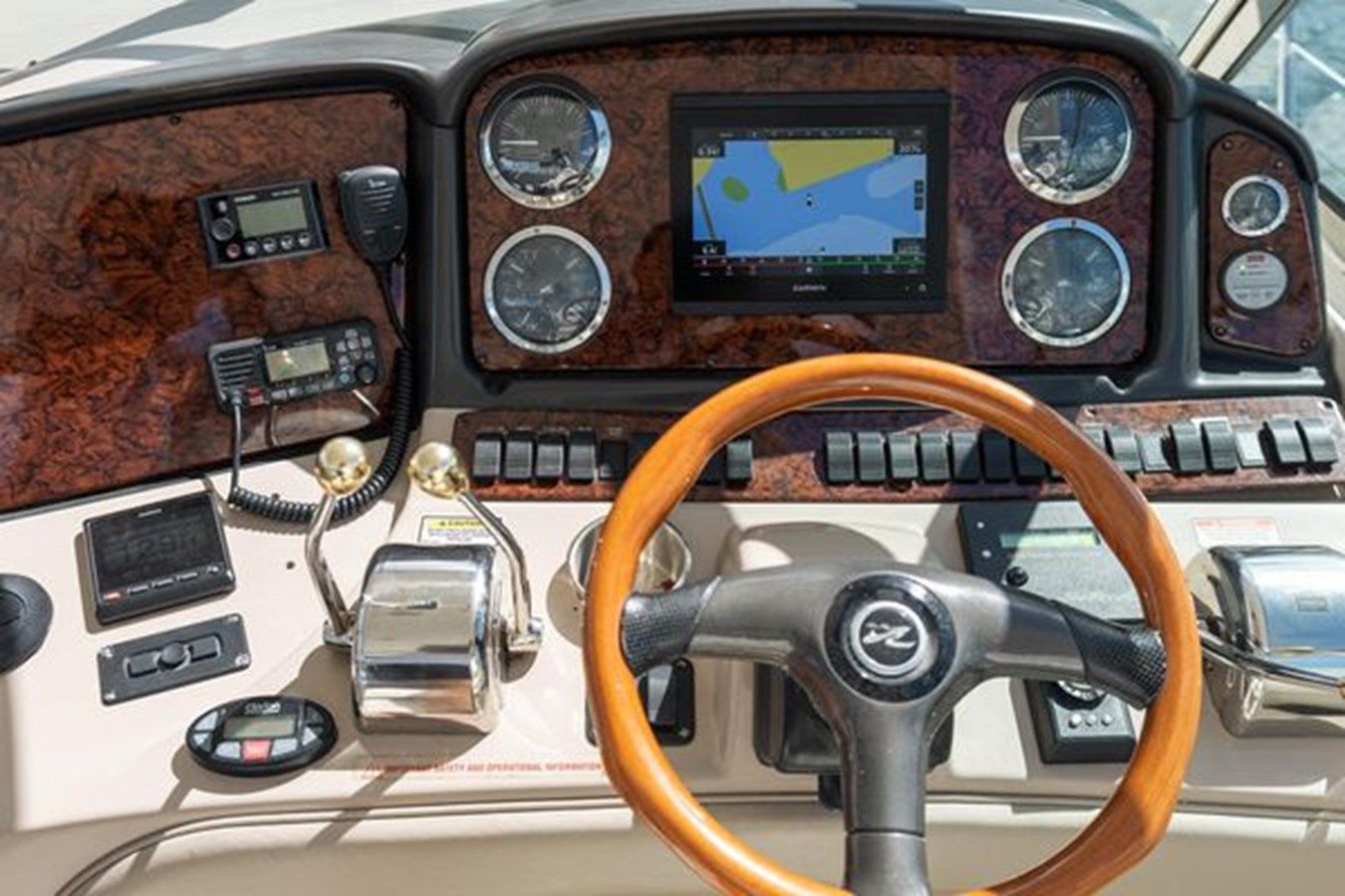 Buy a Sea Ray 420 Sundancer 420 Sundancer at Shestakov Yacht Sales