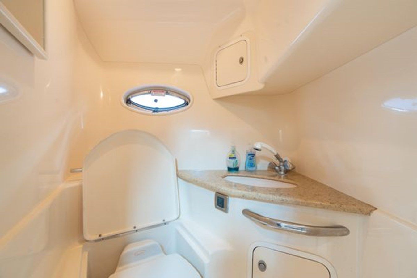 Buy a yacht Sea Ray 420 Sundancer