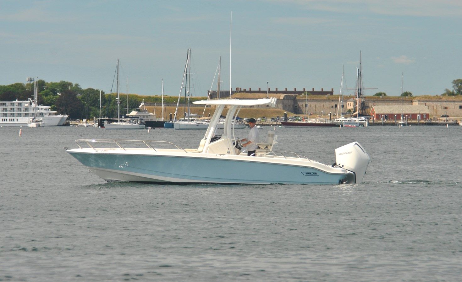 Стоимость яхты Boston Whaler 250 250 Dauntless