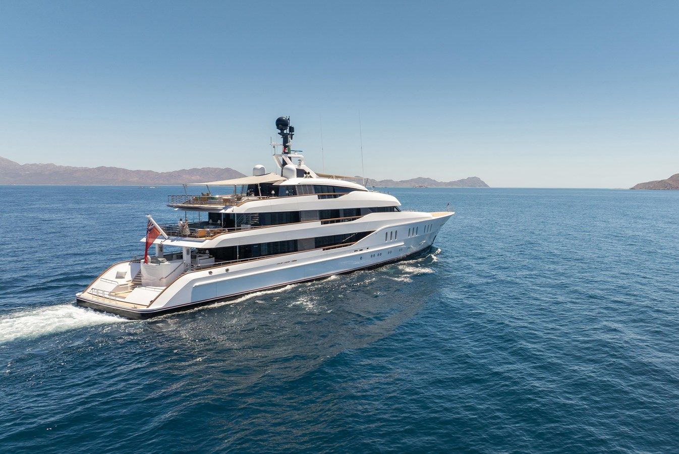 Продажа яхты HAMPSHIRE 216