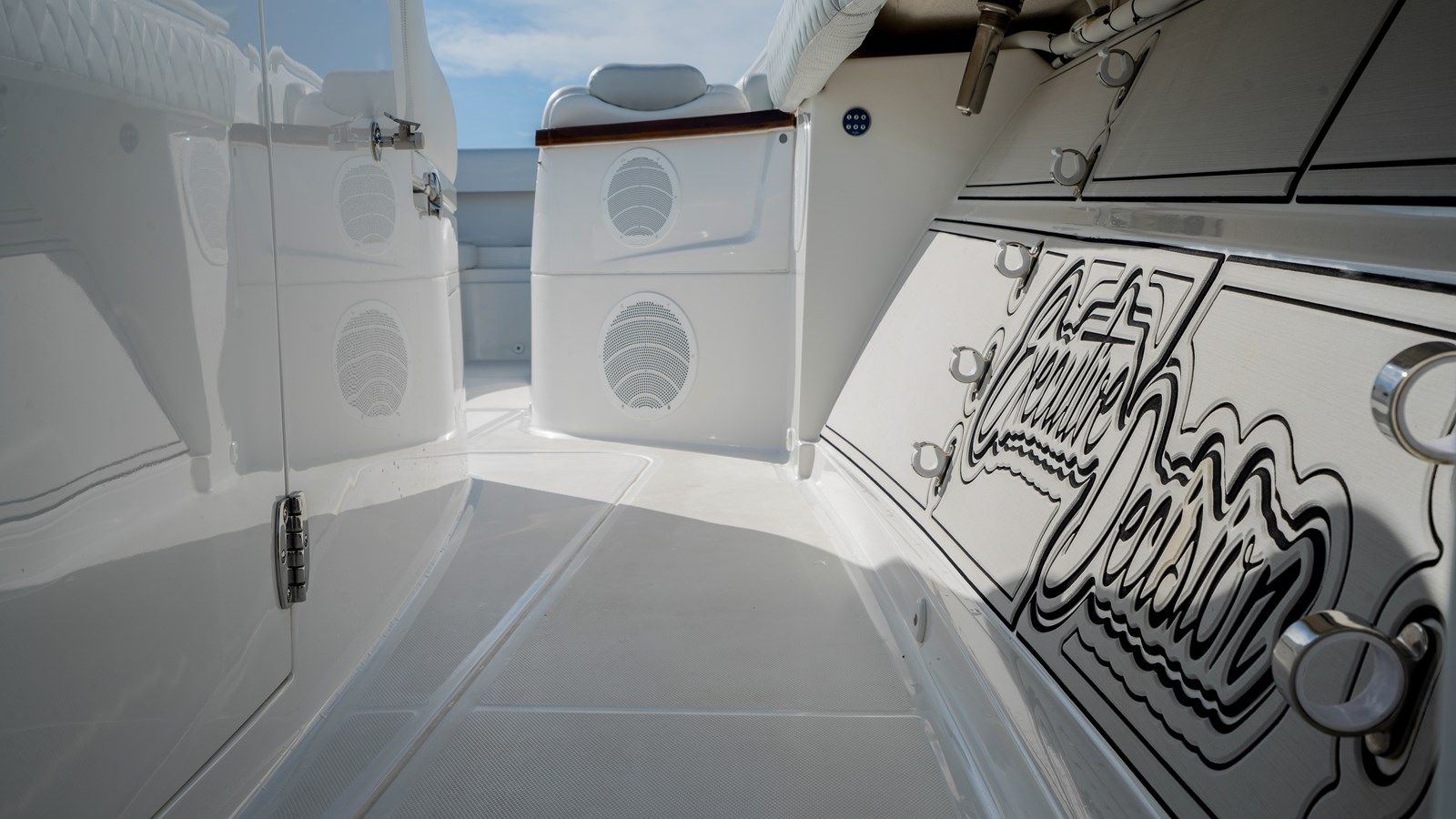 EXECUTIVE DECISION 2021 yacht sale