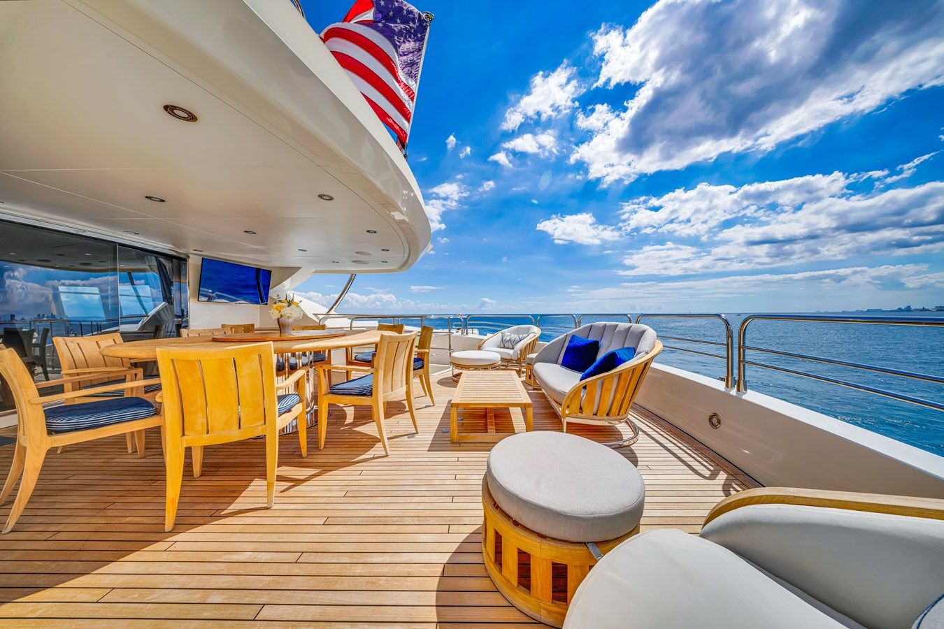 Buy a NATURAL 9 - Sunseeker at Shestakov Yacht Sales