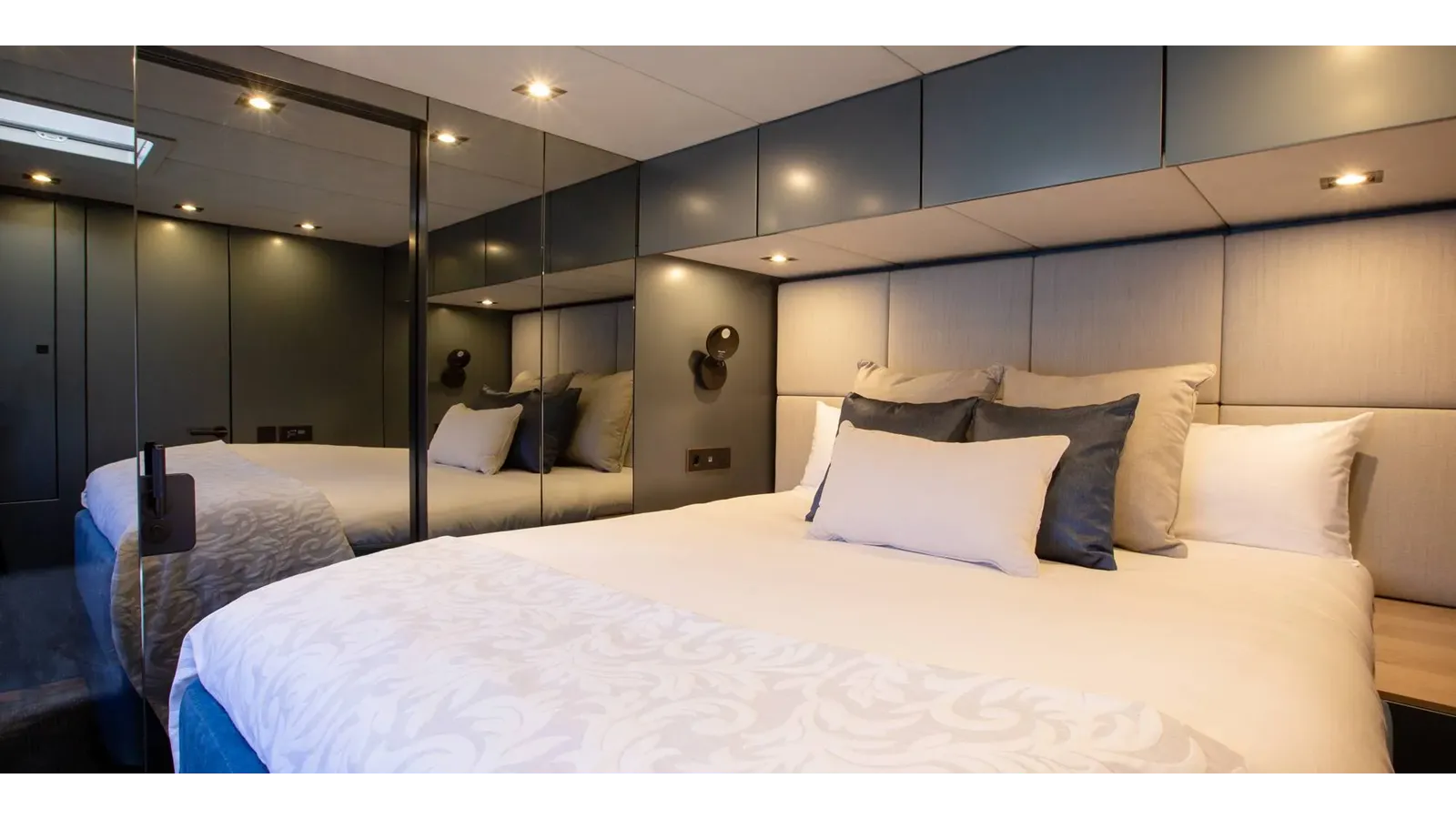 Buy a yacht SUNBREEZE 2021