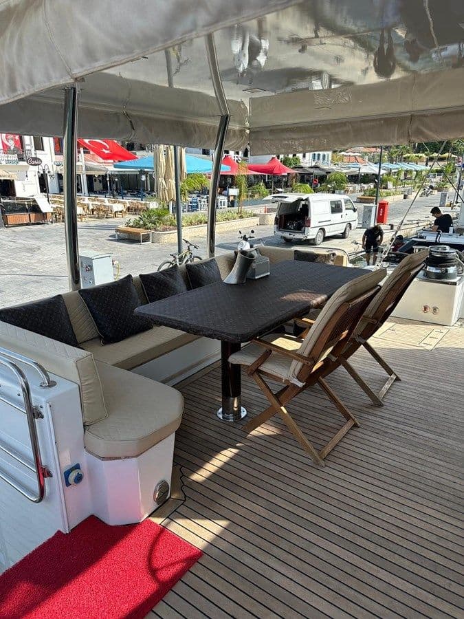 23 M Motorsailor price