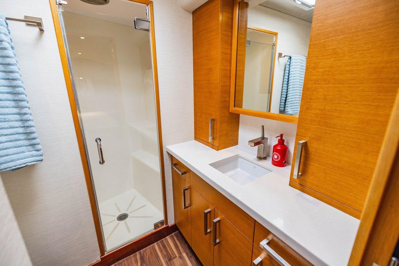 Farther & Sun - Hatteras