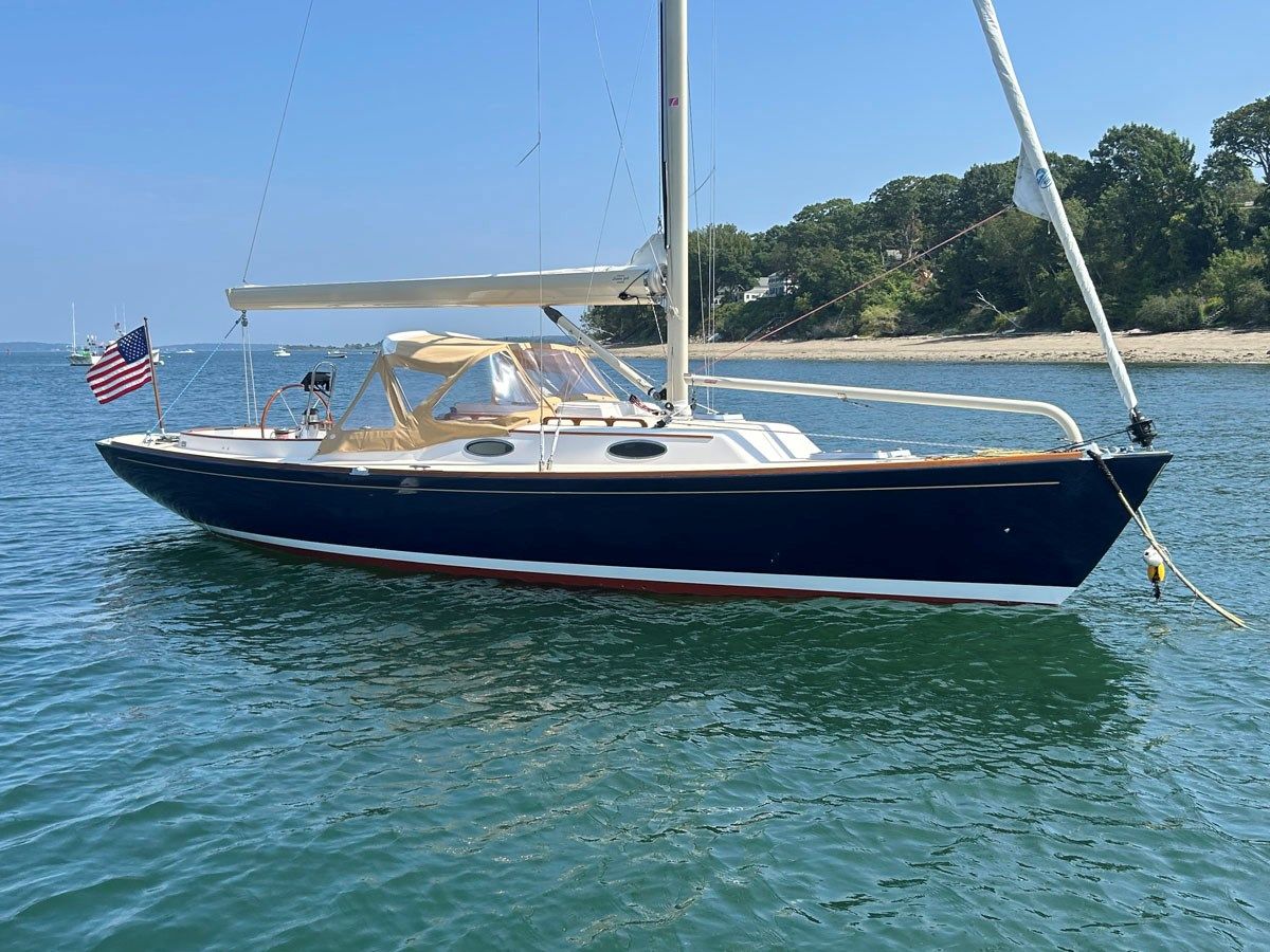 Купить яхту GALLUP 33 в Shestakov Yacht Sales