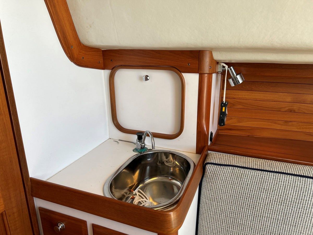 Продажа яхты GALLUP 33