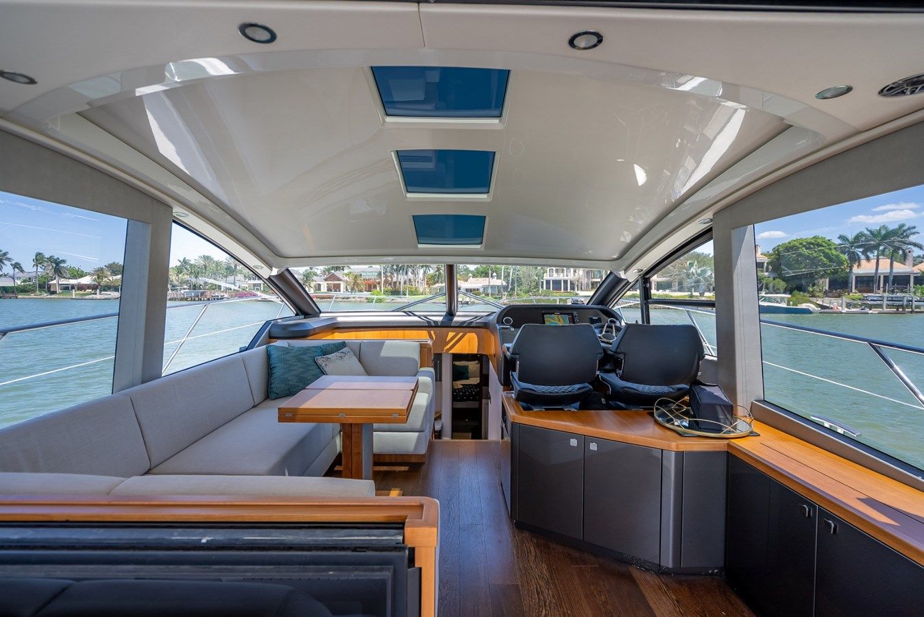 Купить яхту MIDNIGHT OIL 2018 в Shestakov Yacht Sales