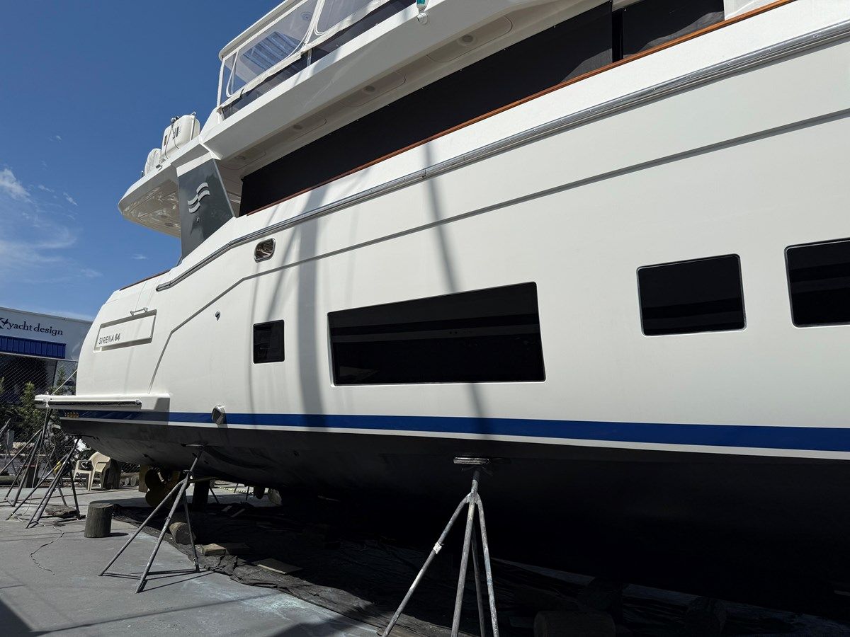 Buy a FANTASEA - SIRENA at Shestakov Yacht Sales