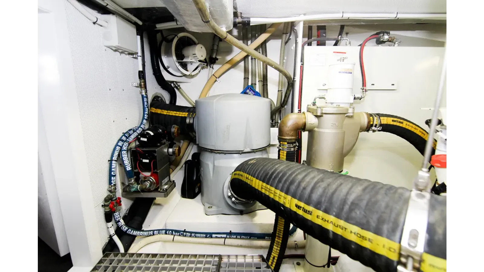 Buy a yacht BUGSY 2020