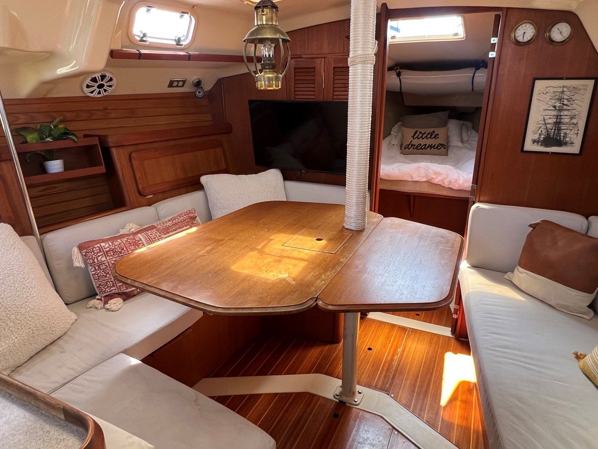 the best price on HUNTER LEGEND 37.5