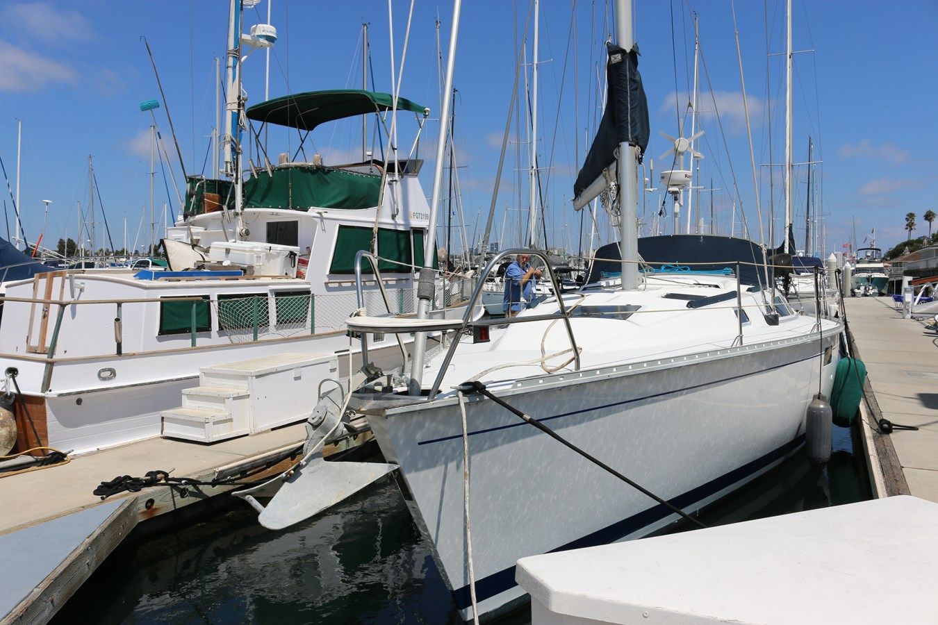 the best price on HUNTER LEGEND 37.5 - HUNTER
