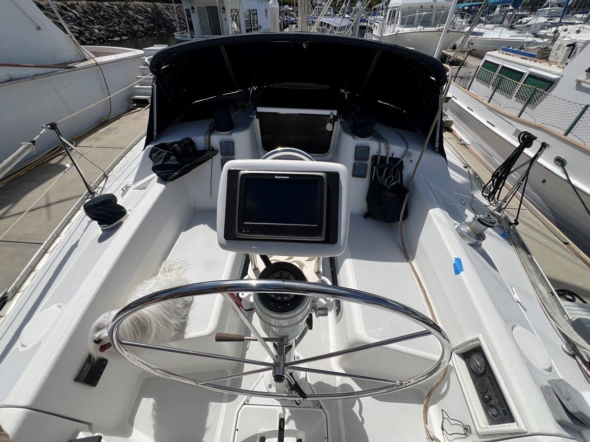 the best price on HUNTER LEGEND 37.5 - HUNTER