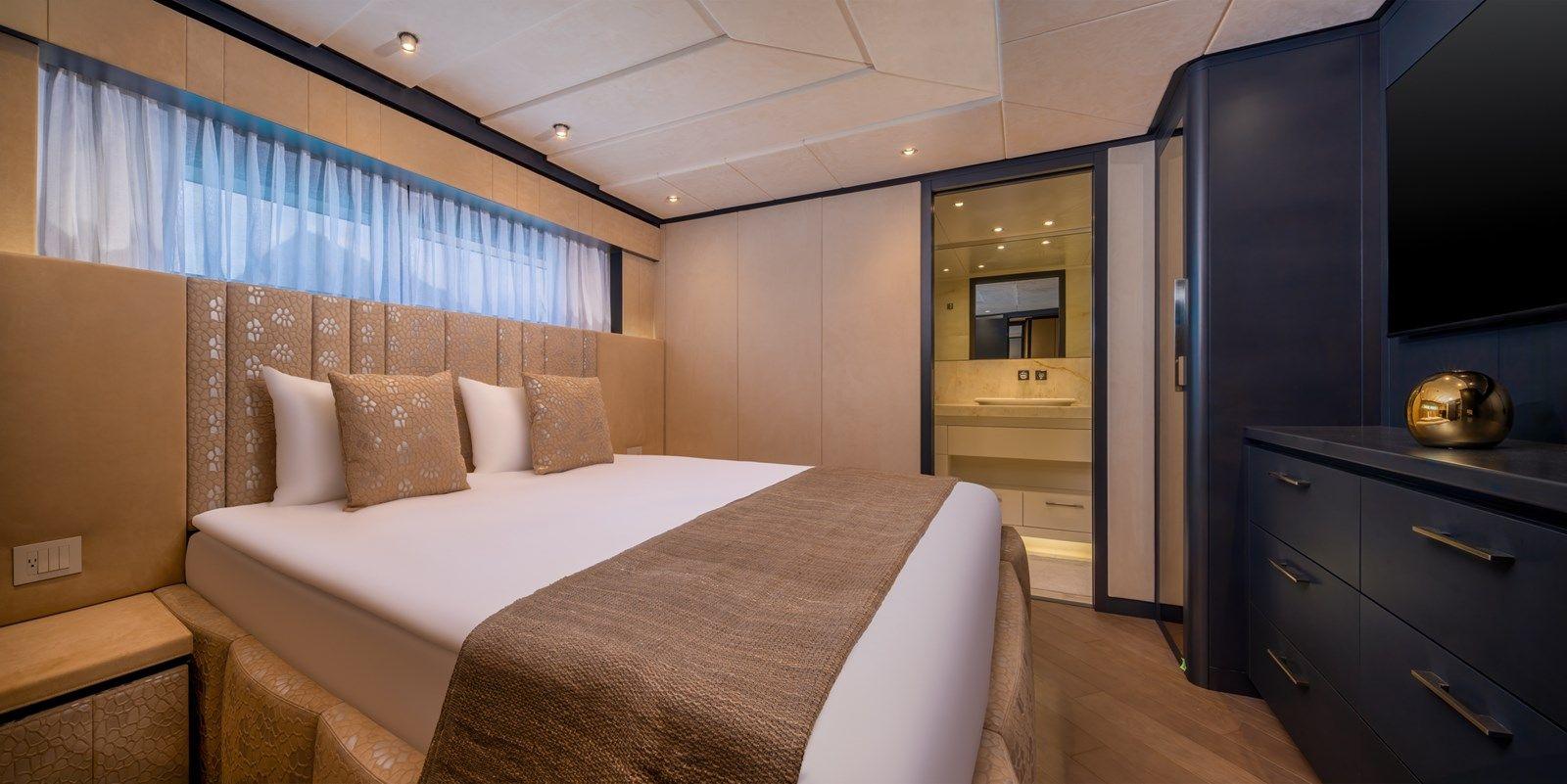 E Series 125 Hargrave Superyachts MY RESONANCE - Hargrave yacht sale