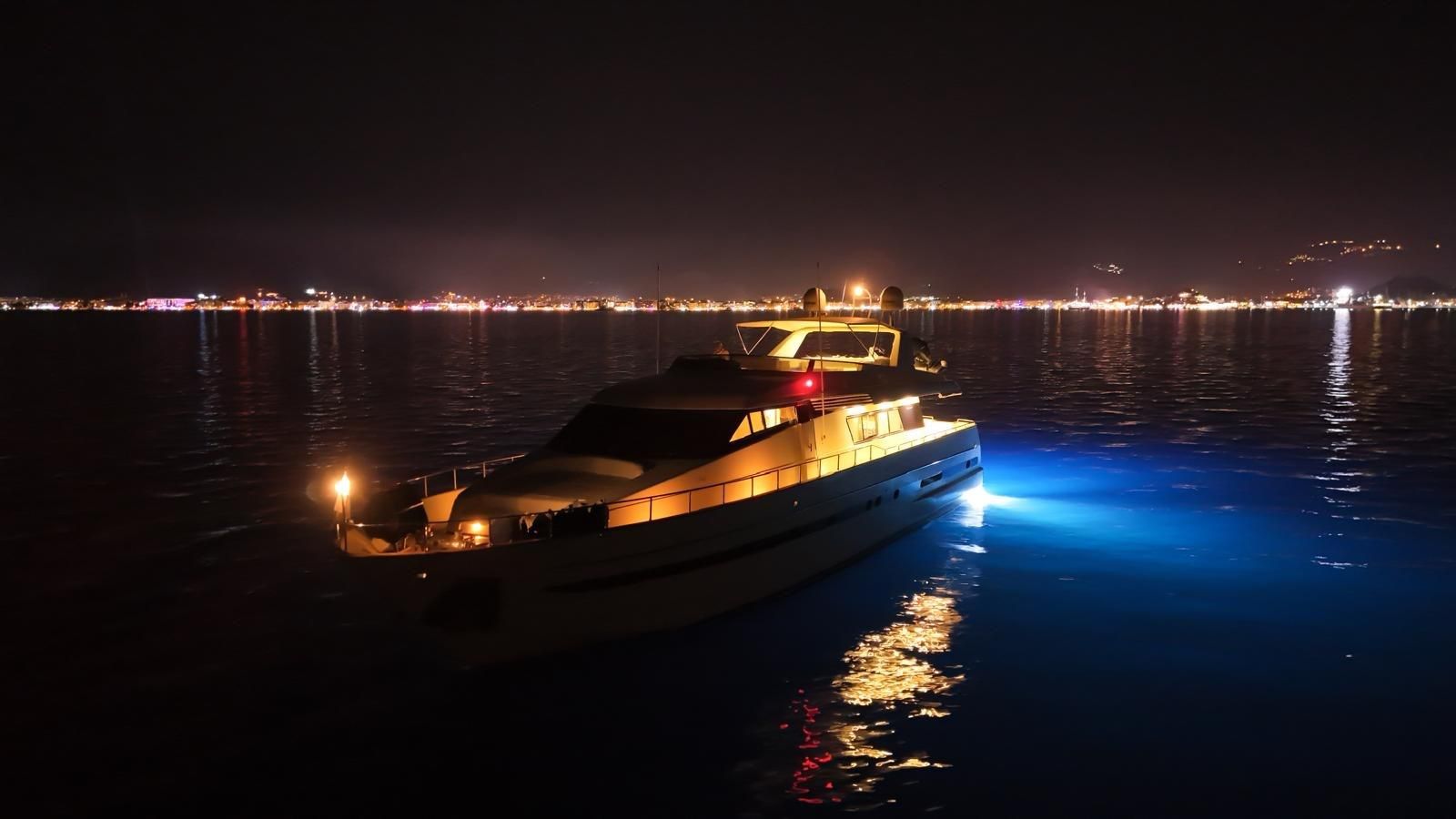 the best price on TWINS PC 81