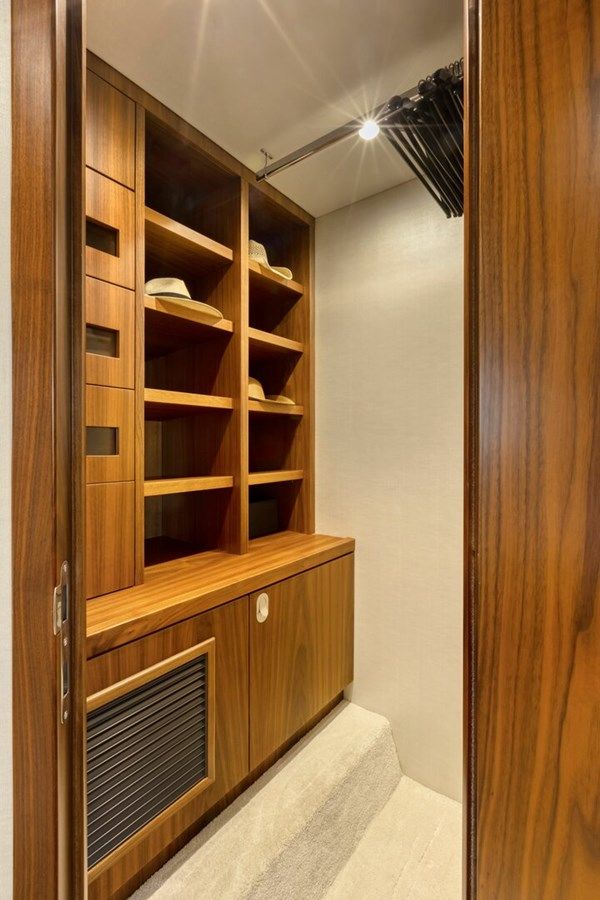 MY Corazon De Leon - Sunseeker price