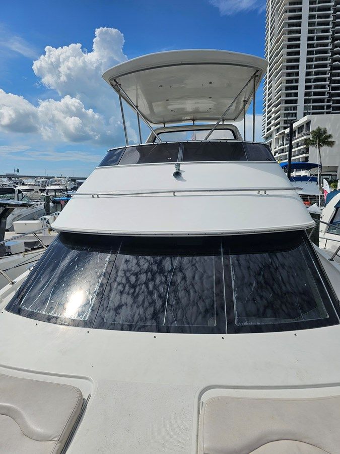 Buy a yacht Carver 444 Motor Yacht 444 Motor Yacht