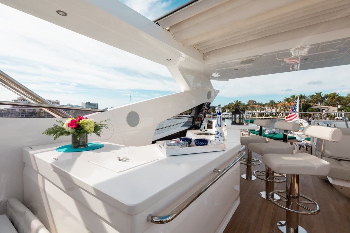 best yacht sales deals 95 ft 2018 Sunseeker 95 Yacht, Mirracle 95