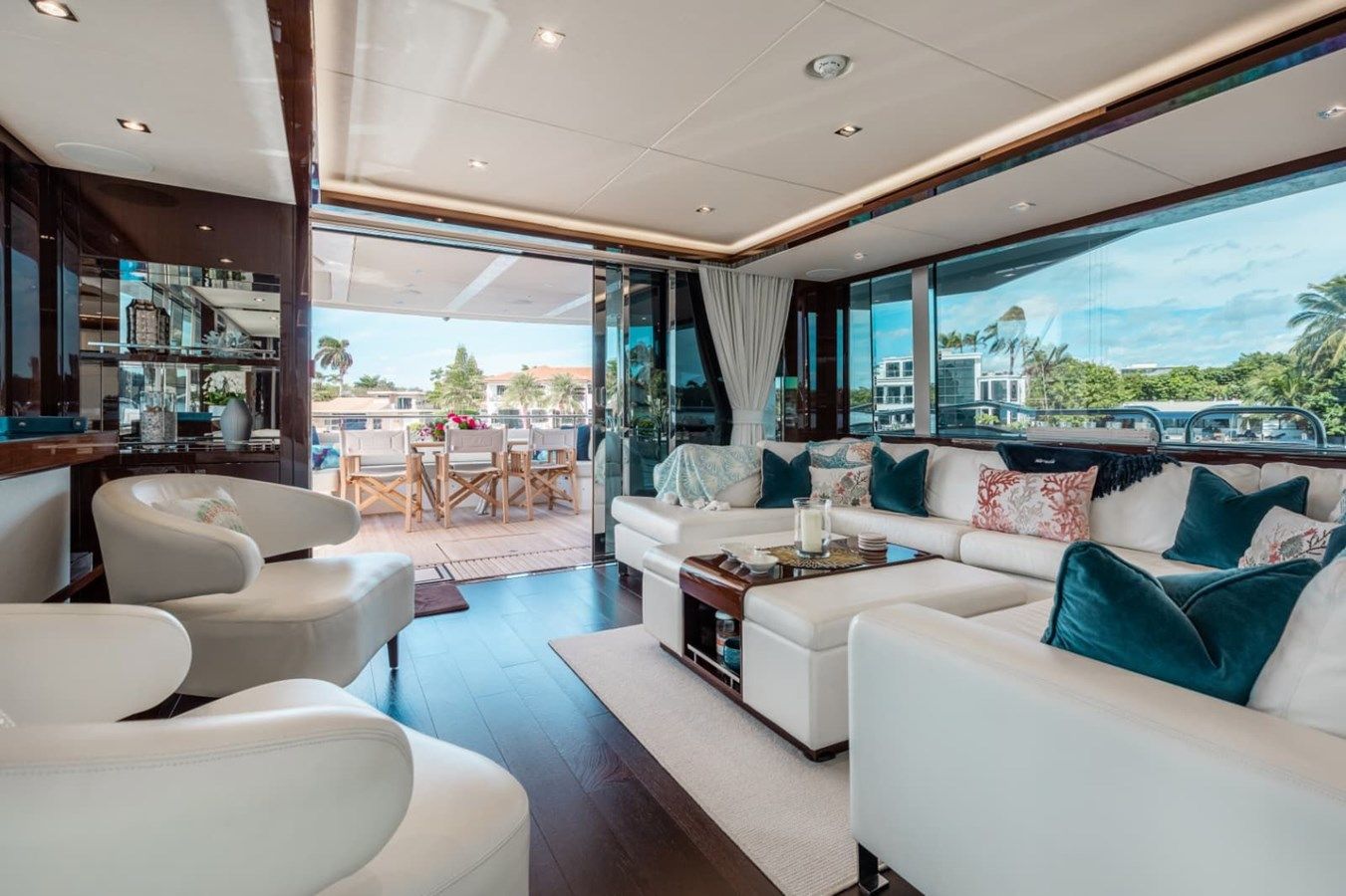 95 ft 2018 Sunseeker 95 Yacht, Mirracle