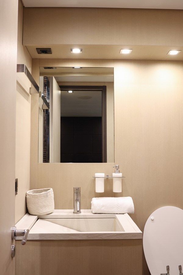 the best price on @Last - ARNO LEOPARD