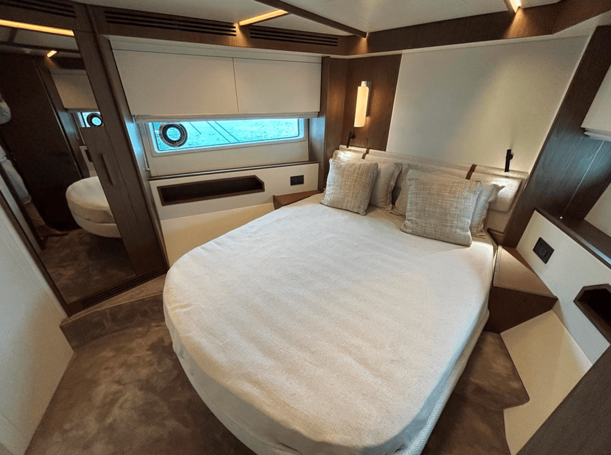 Buy a yacht Azimut 72 Fly - Azimut Yachts