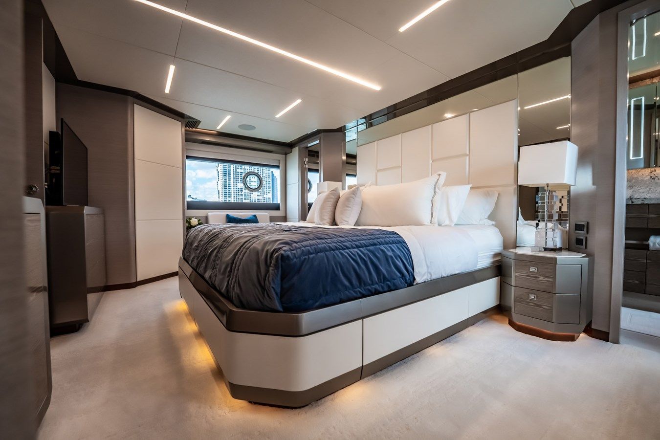 Стоимость яхты Aquasition 88